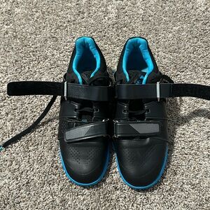 REEBOK LEGACY LIFTER - Womens Crossfit Trainer - SIZE 8.5